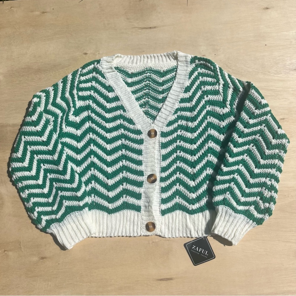 Womens small NWT green cardigan button up casual comfy sweater fall winter warm - Picture 1 of 7